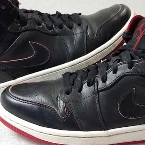 Air Jordan 1 Mid Retro \'Blk/Blk/Red\' 554724-028 Size 8 main image 7